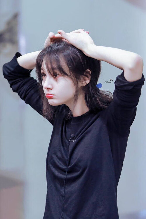 安东尼奥·皮佐拉托在男子举重比赛中获得铜牌，安东尼诺·皮佐拉托